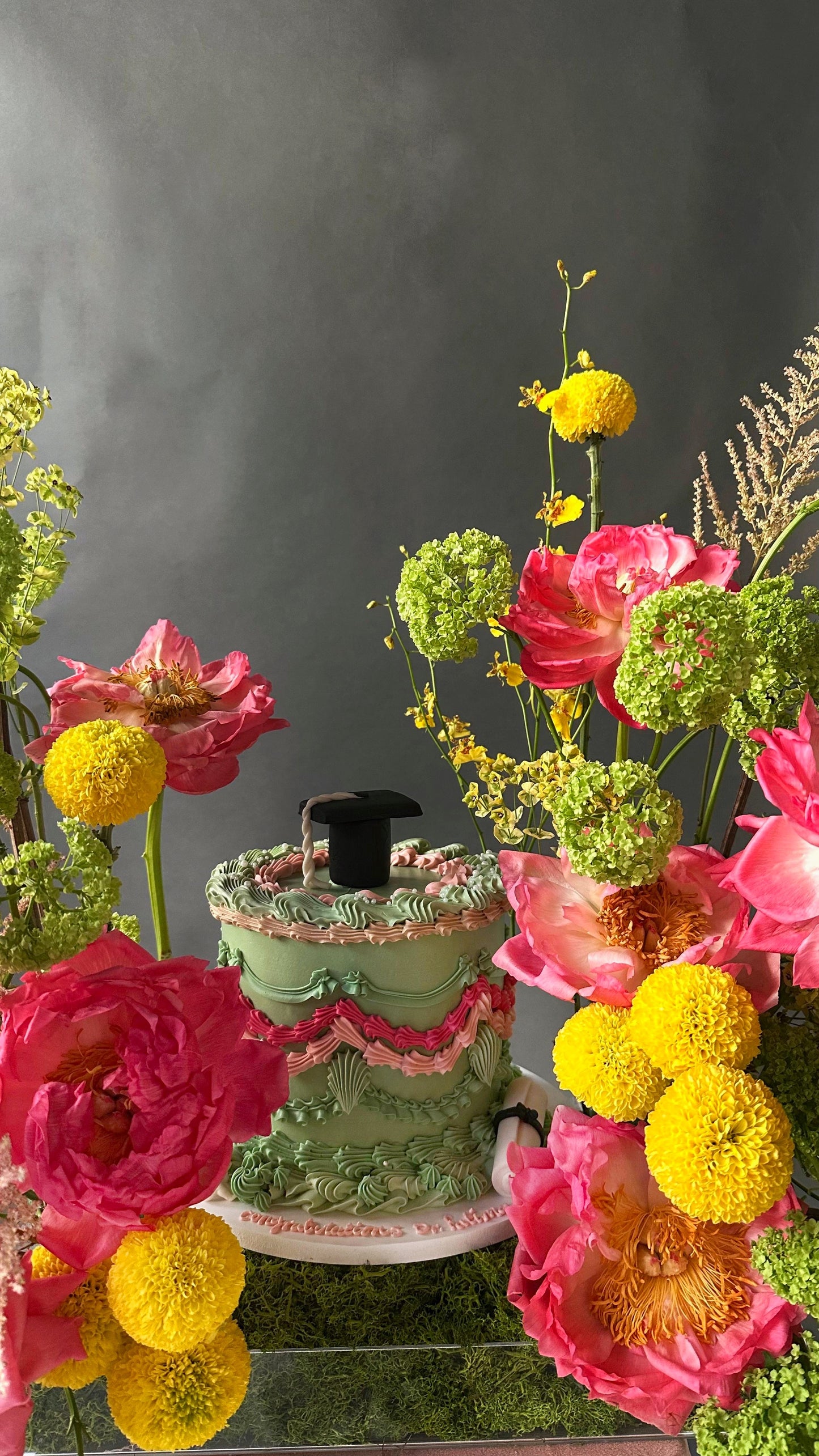 Tray with Cake