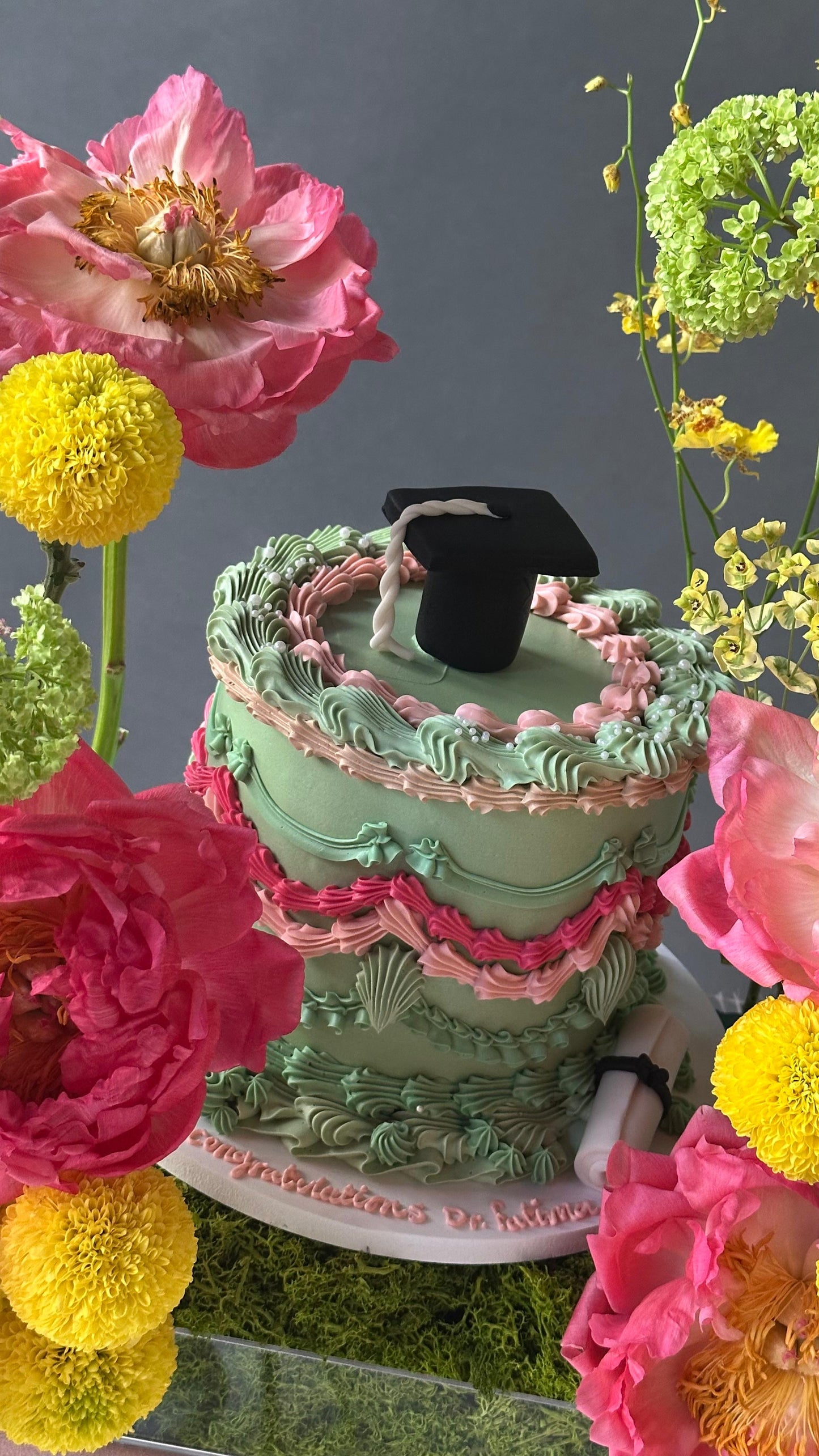 Tray with Cake