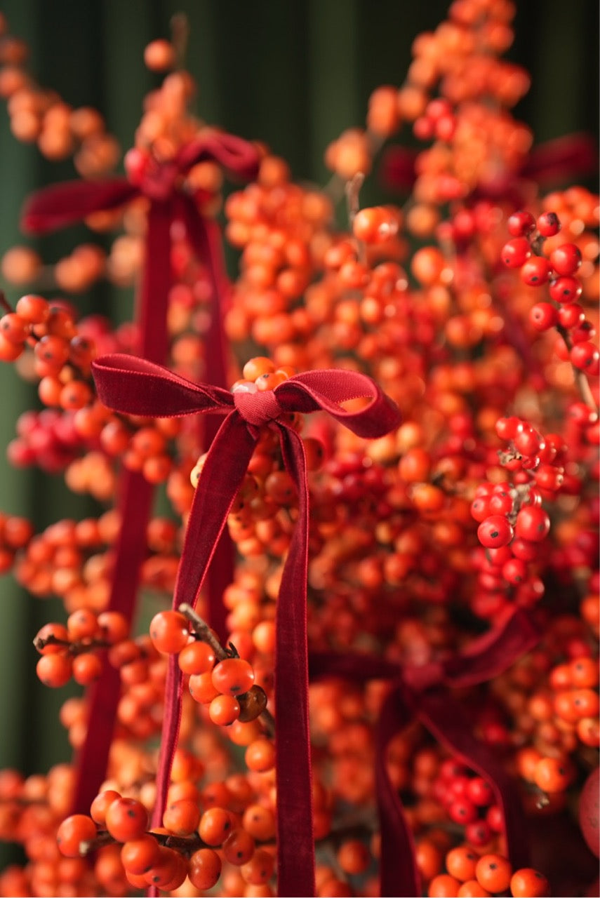 Arrangement “ Pomegranate beats”