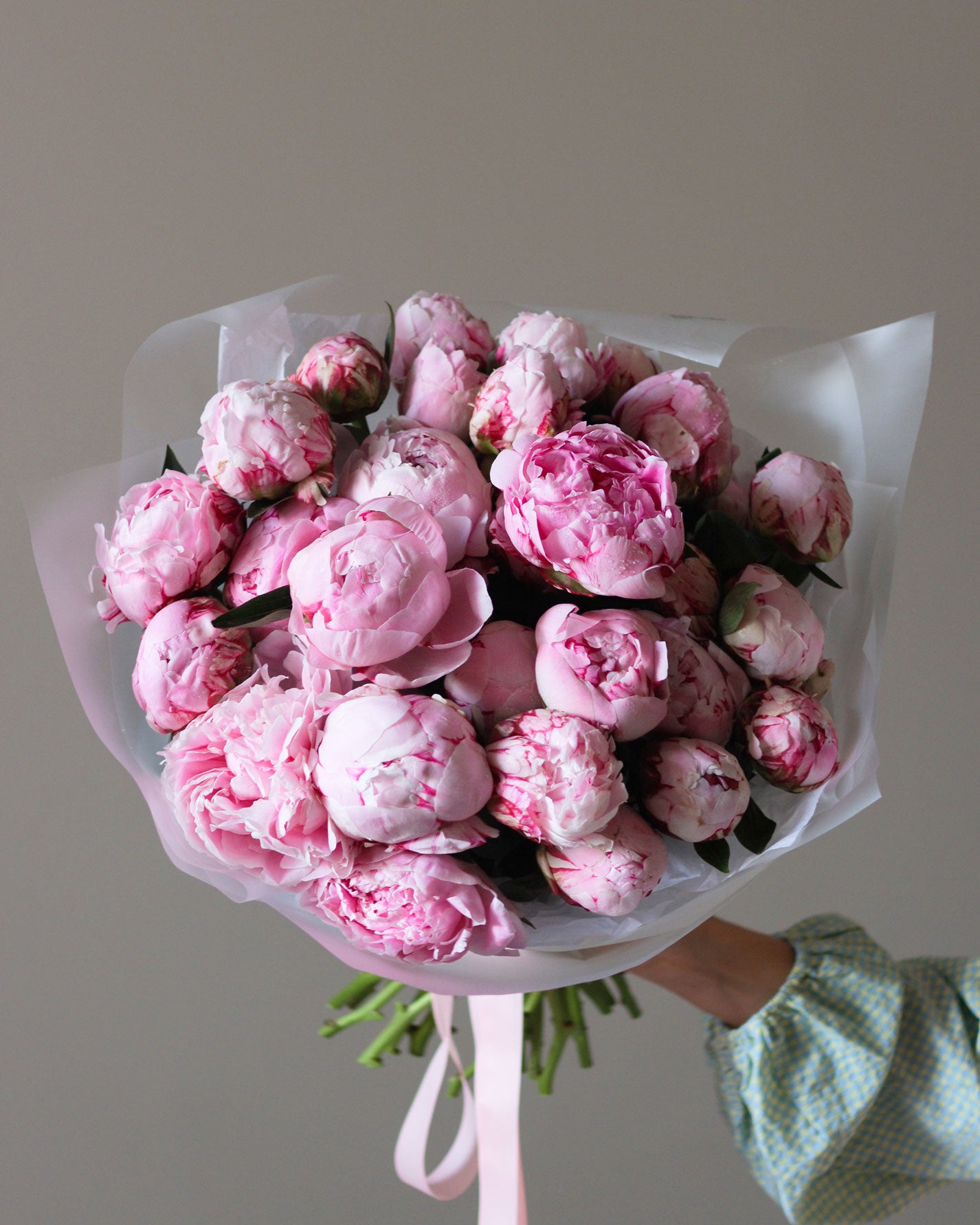 Mono bouquet of peonies