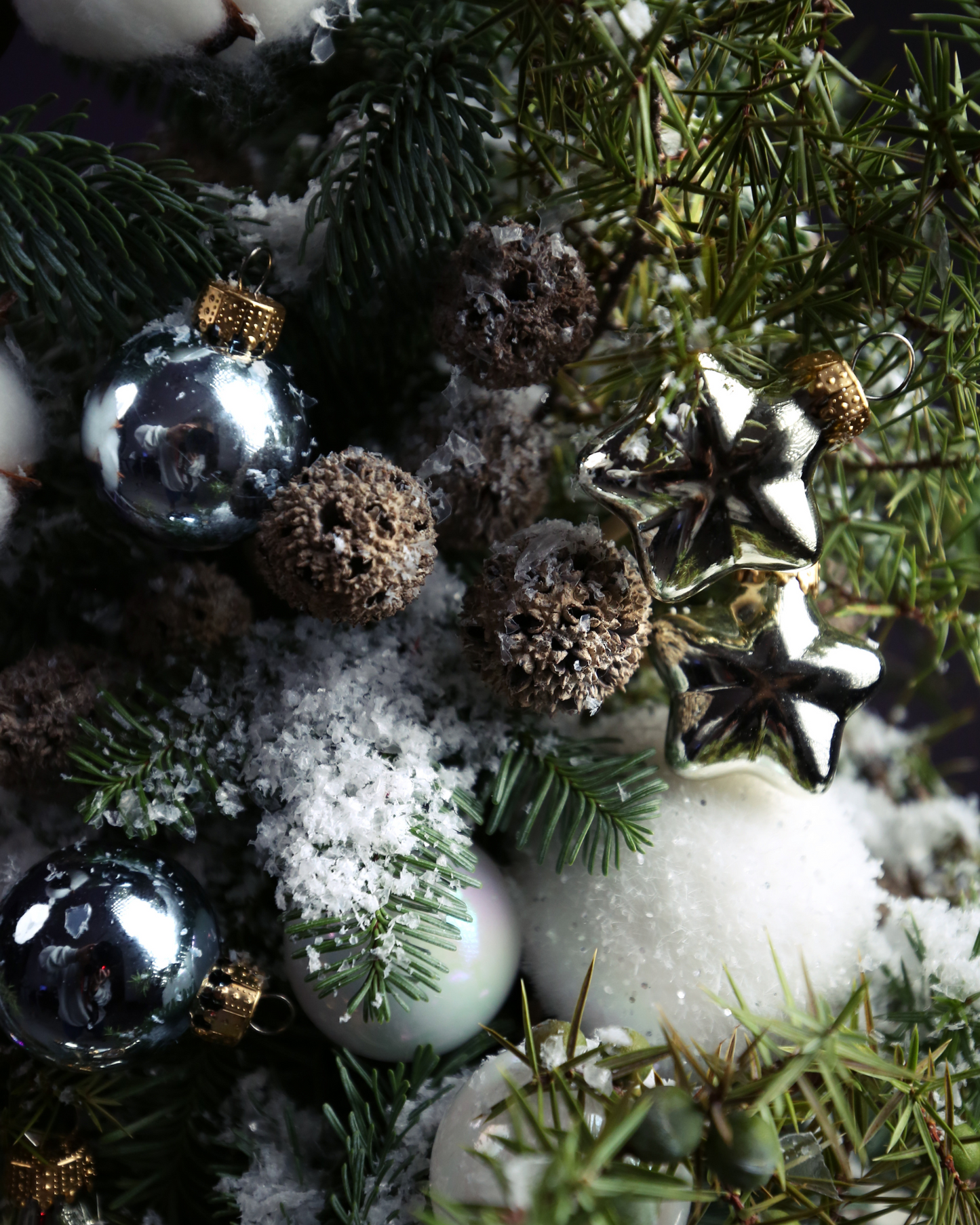 Christmas tree "White"