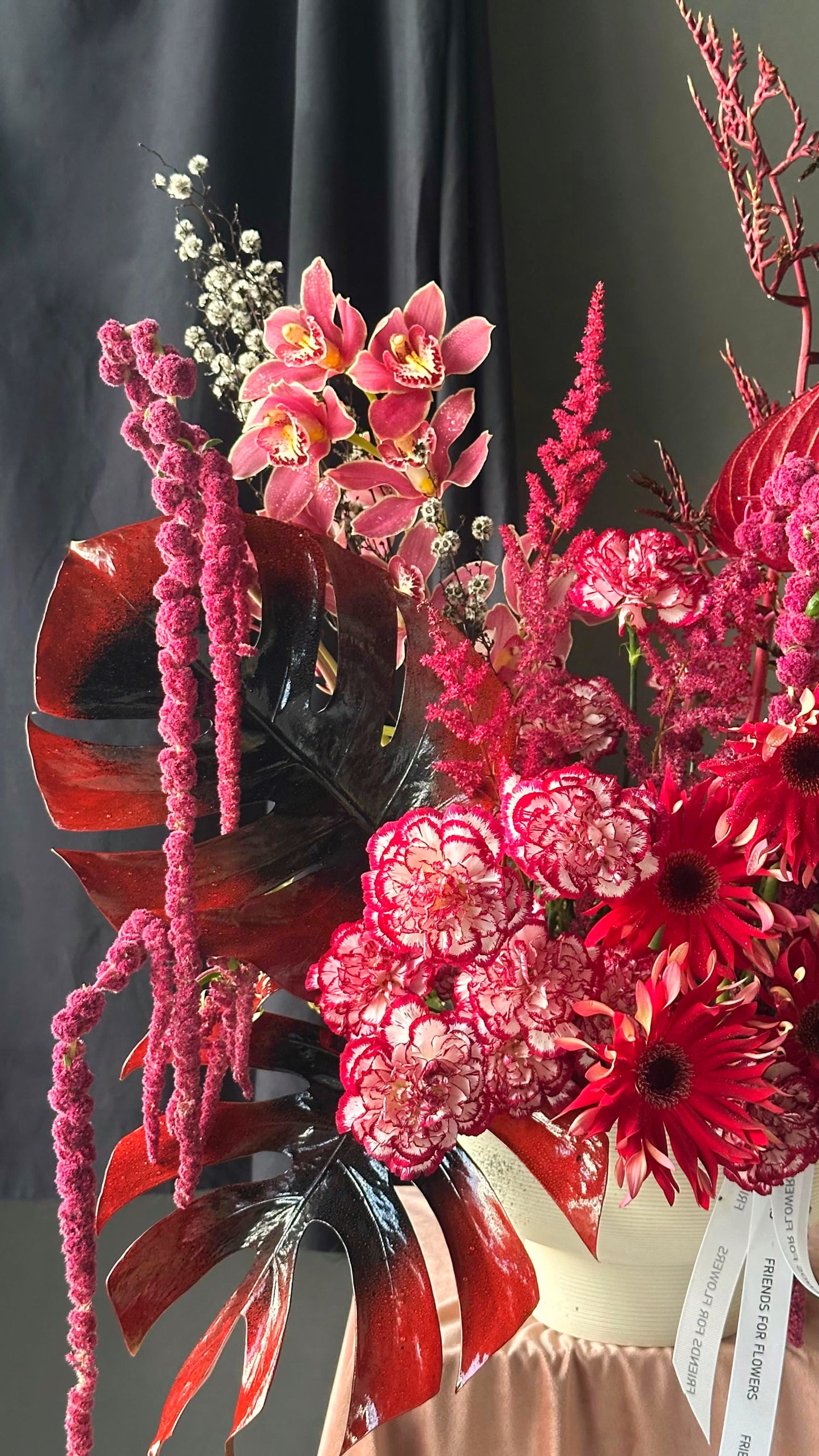 Arrangement Red light