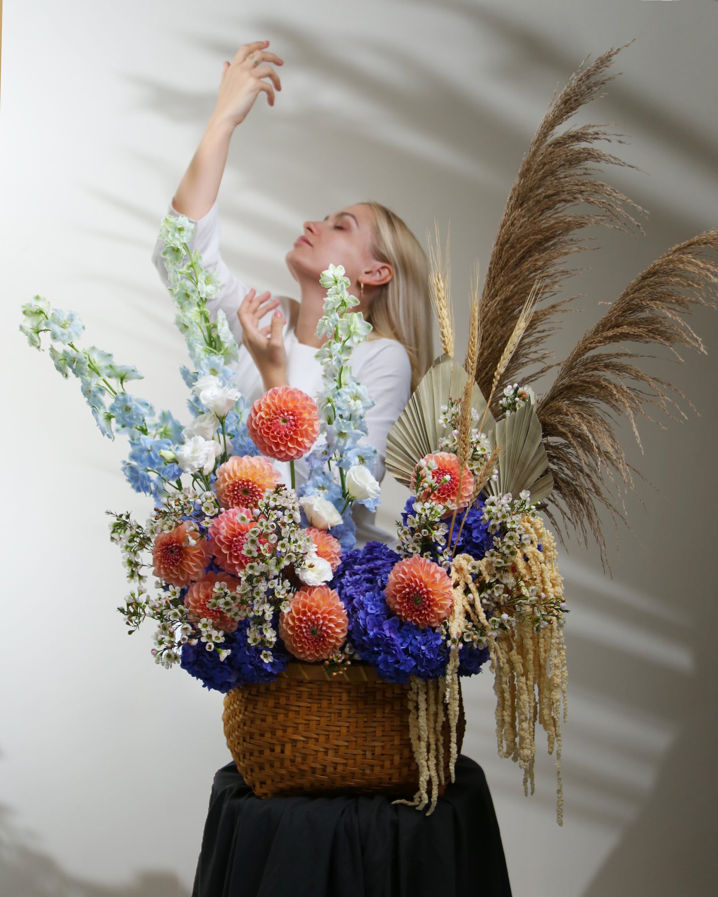 Flower Basket "Golden Threads"