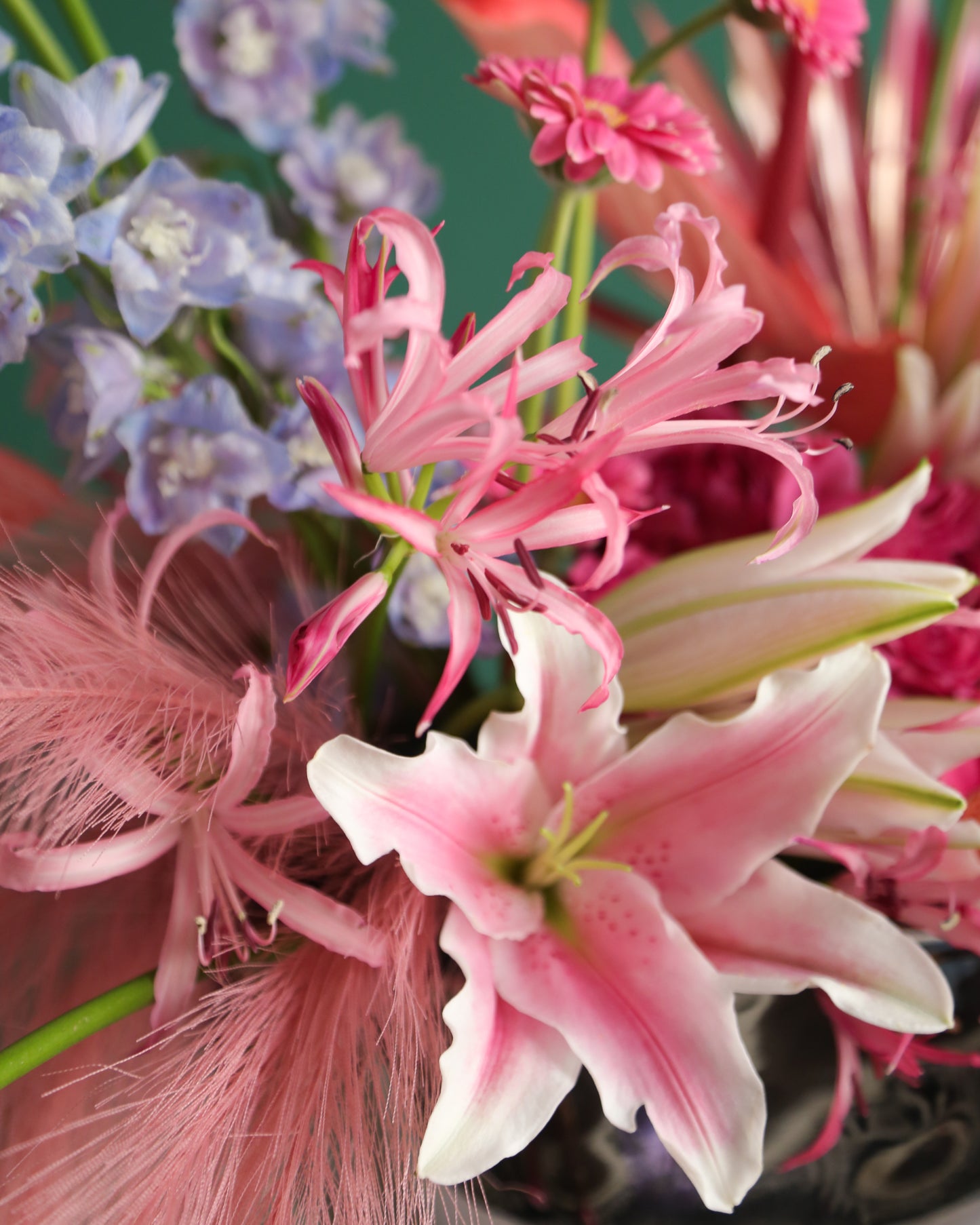 Flower Arrangement “Bloom pink”