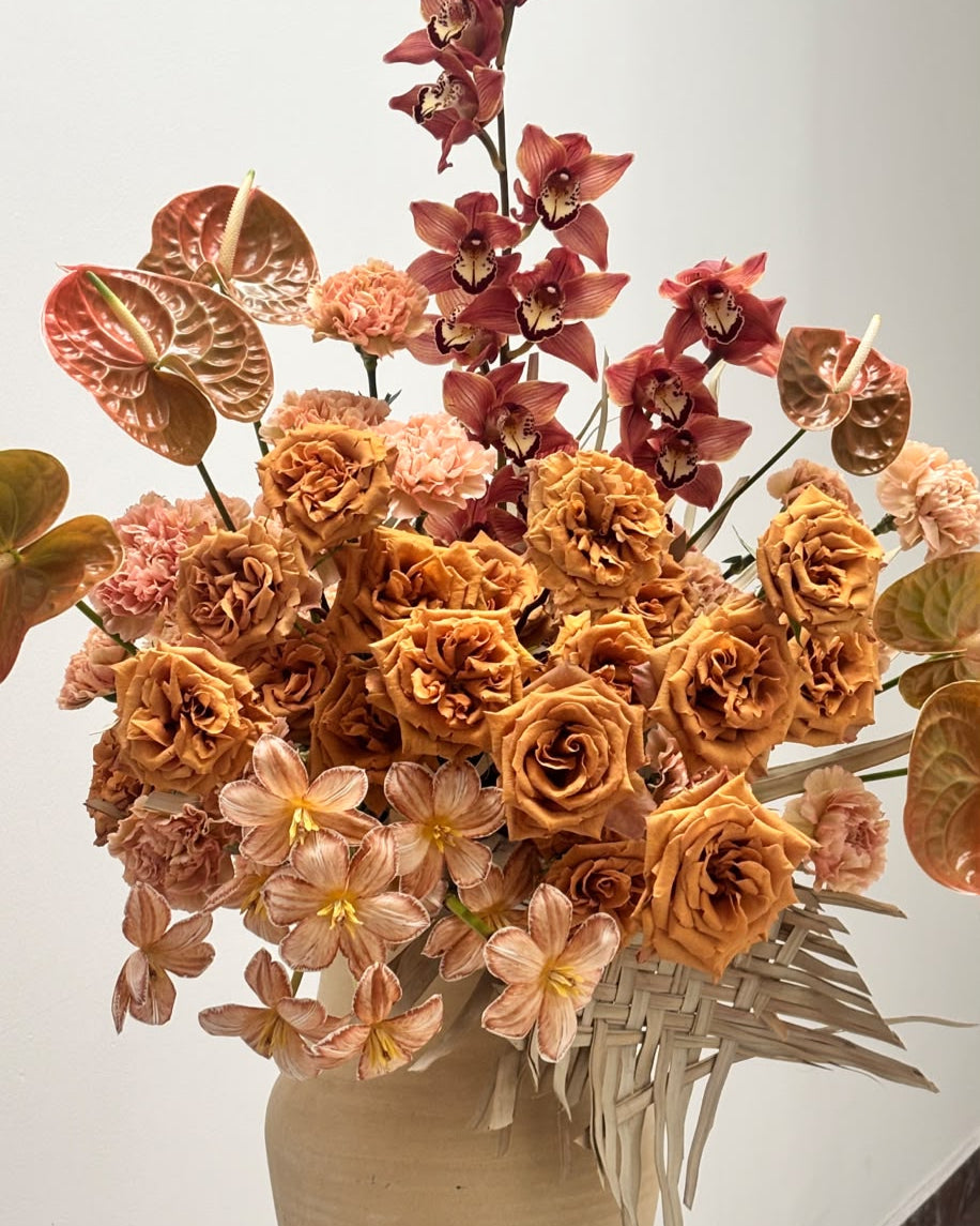 Arrangement "Crafted Grace"