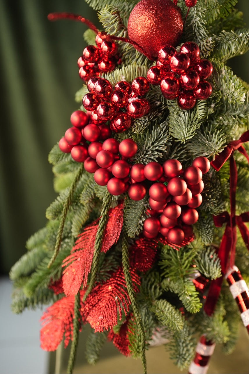 Festive tree "Ruby Red"