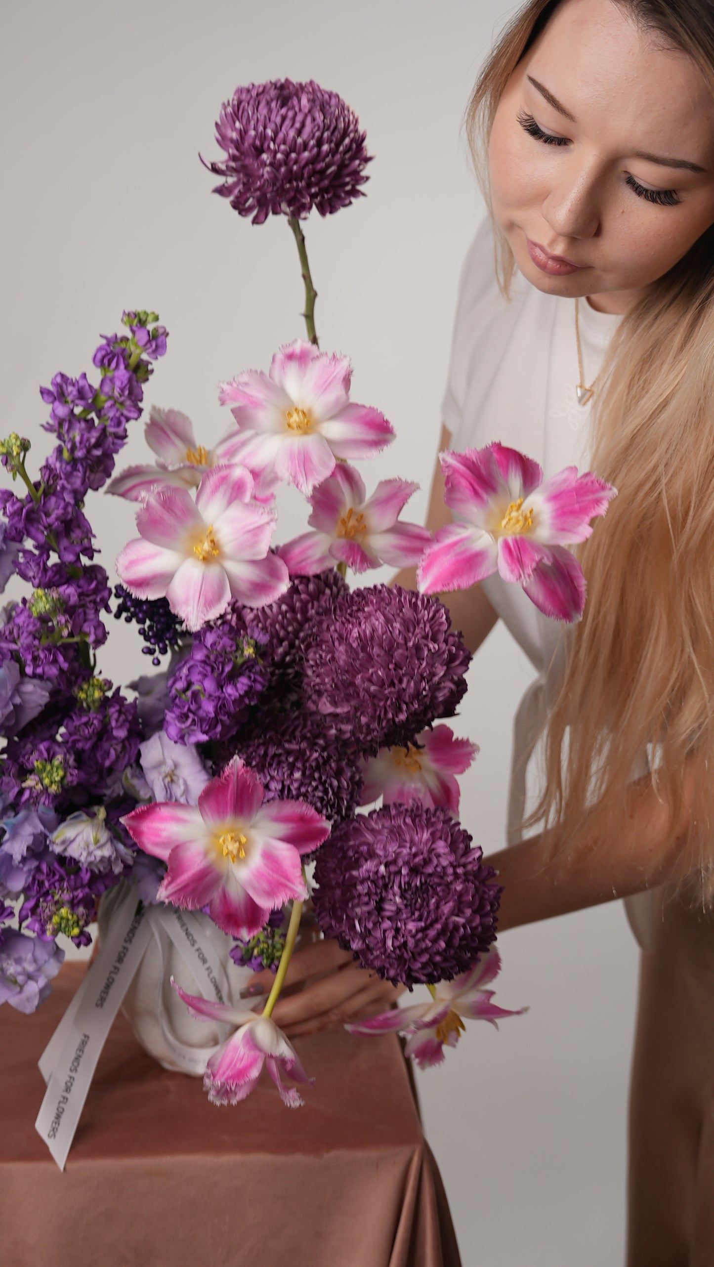 Arrangement "Purple in Pink"