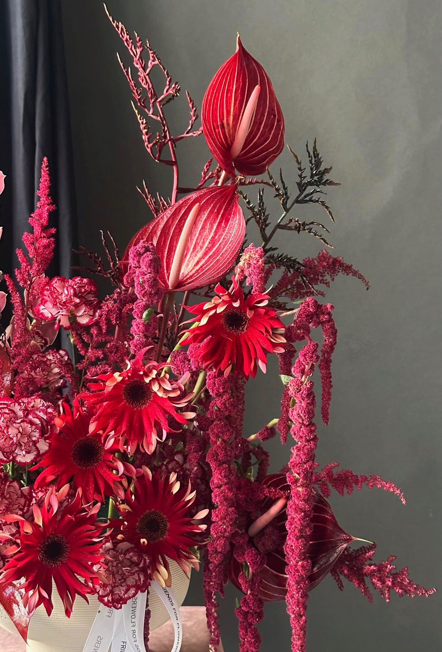 Arrangement Red light